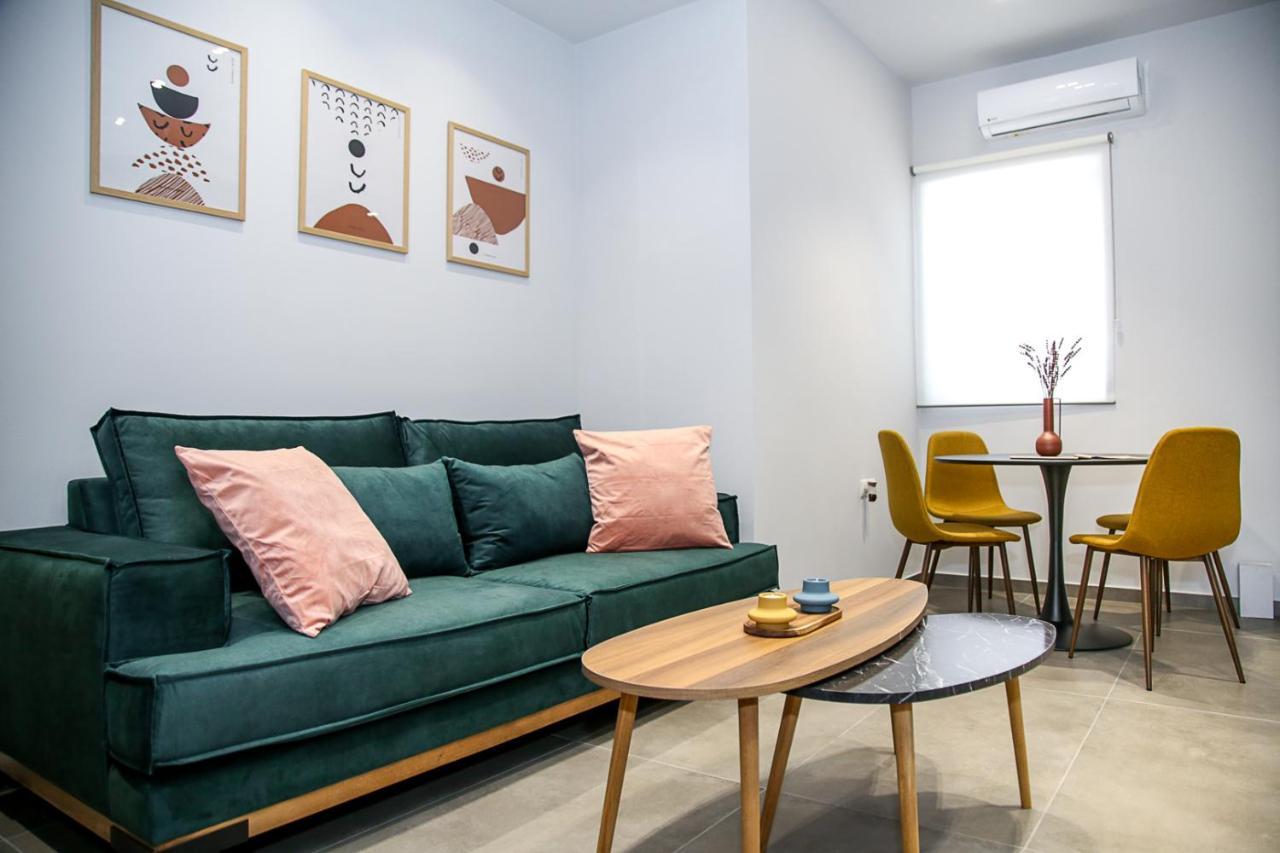 Caravin Wanderhome, 5 Min From Metro Nea Ionia Athens Exterior photo